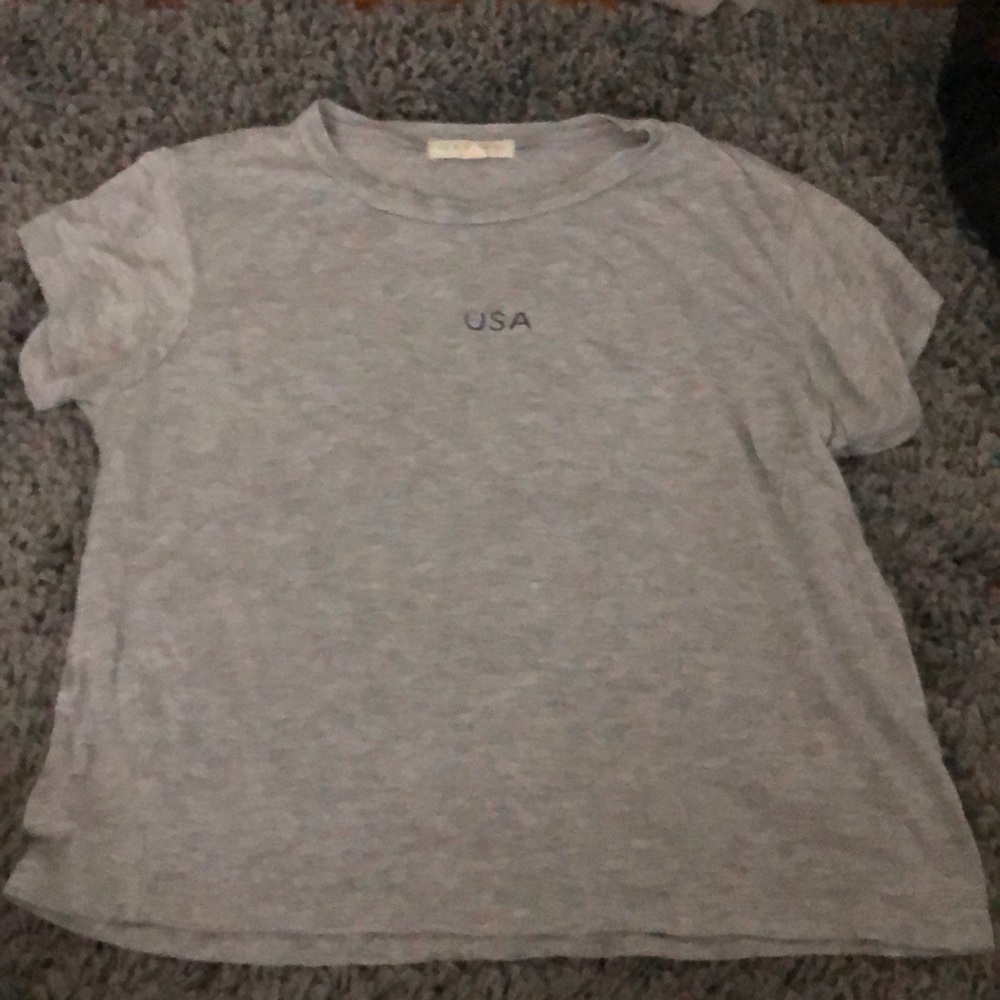 USA grey t-shirt